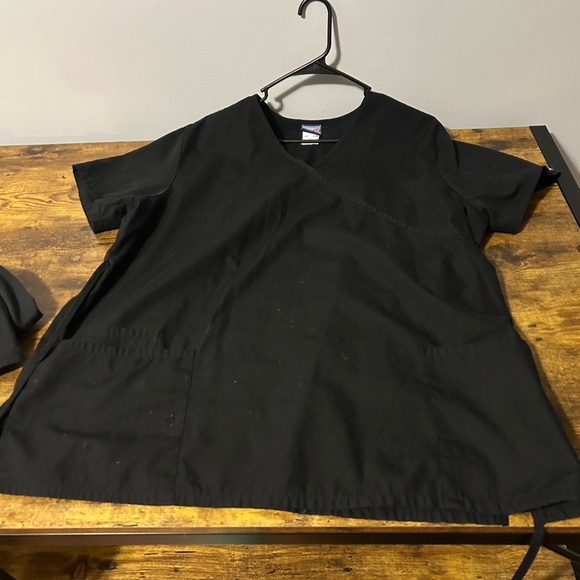 2 pairs Black Scrubs read description - Picture 5 of 5